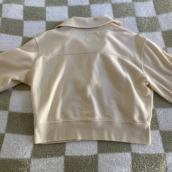 Abercrombie & Fitch Drama Wedge Henley - Picture 5 of 5